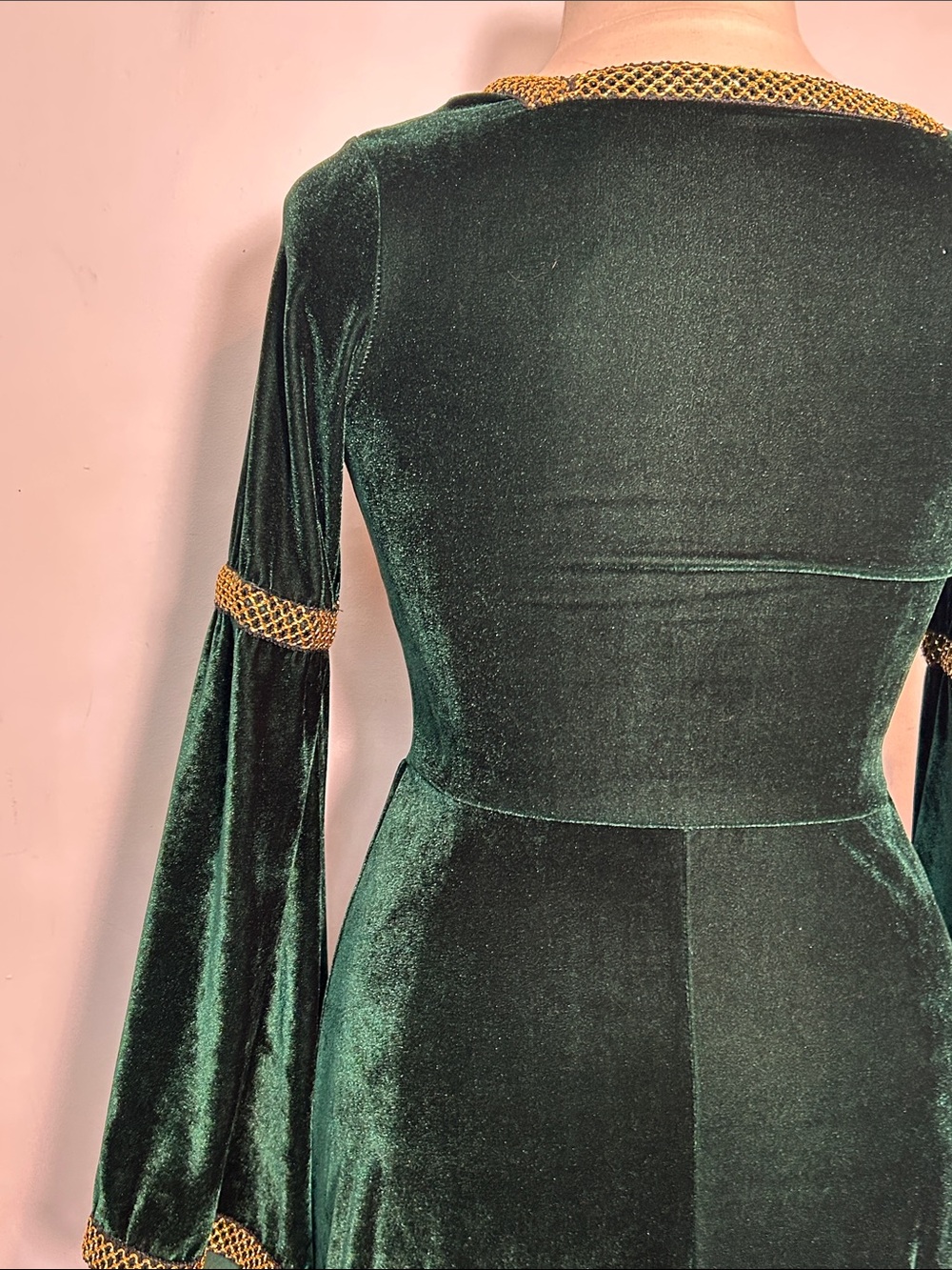 Vintage Green Velvet Renaissance Medieval Bell Sleeve Maxi Dress - Picture 5 of 13